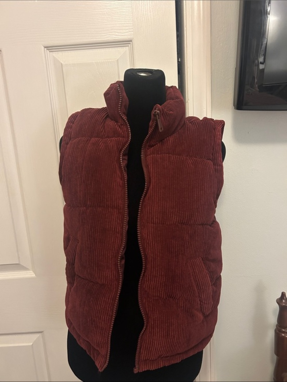 Maurices XS Corduroy Puffer Vest in Burgundy